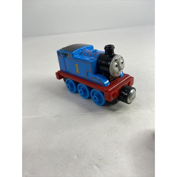 Thomas & Friends Adventures Thomas Metal Engine J33A 2013 - Picture 1 of 8